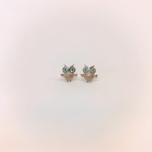 Brinco coruja com zircônias banhado ouro - 01041126